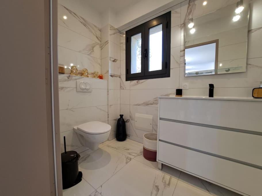Maison Au Calme Idealement Situee Proche Plage 보니파시오 외부 사진